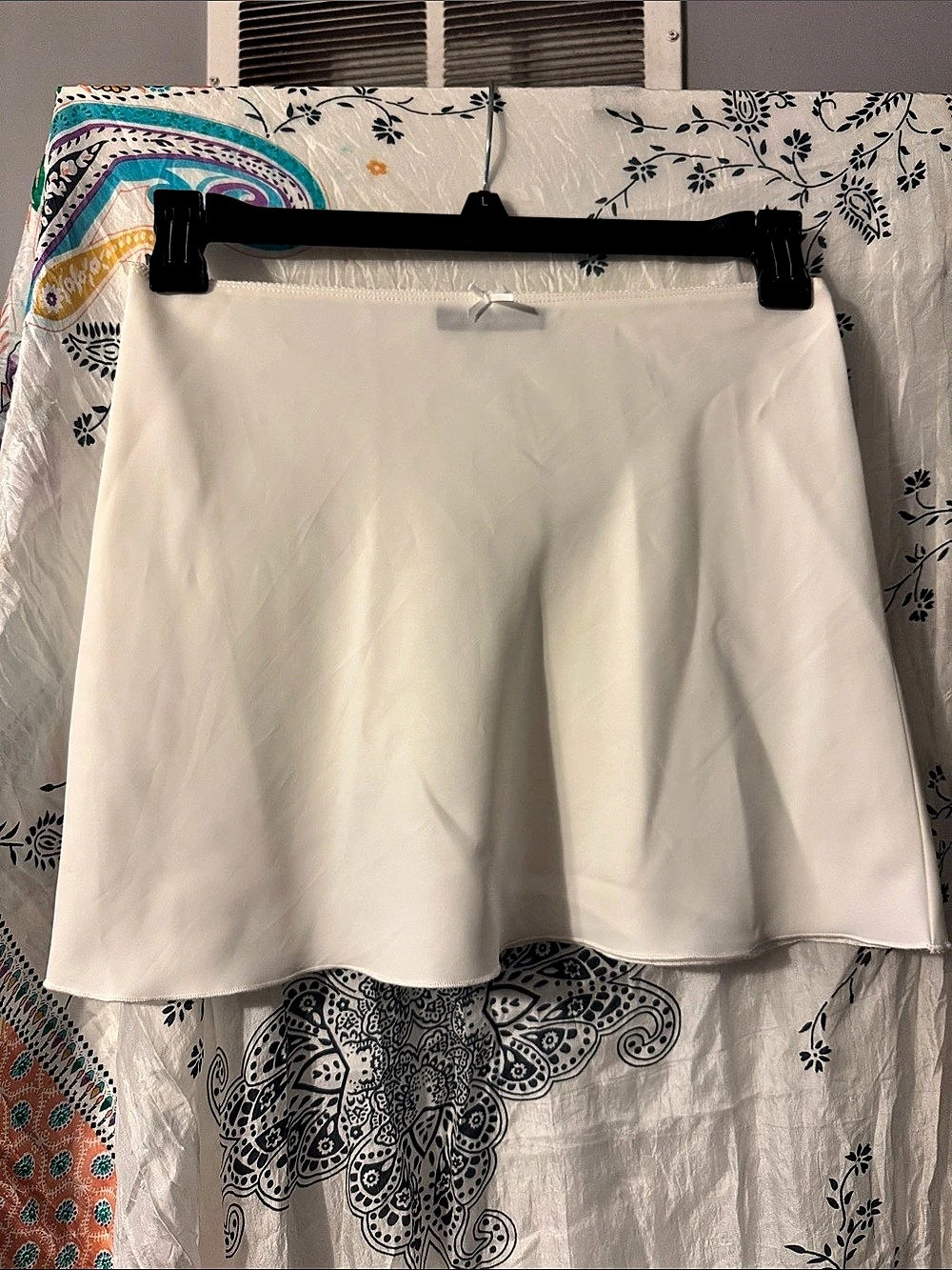 Brandy Melville Women's White Mini Skirt Like New